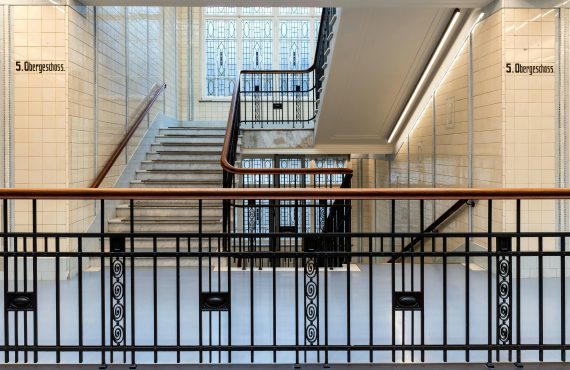 Escalier intérieur déal pour la sécurité résidentielle