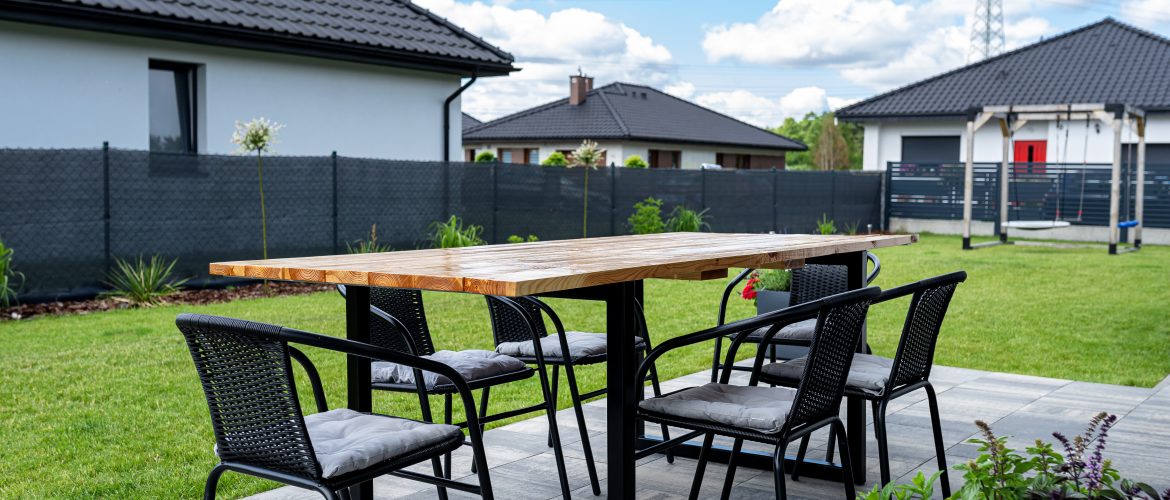 Mobilier en métal sur mesure pour terrasses et jardins